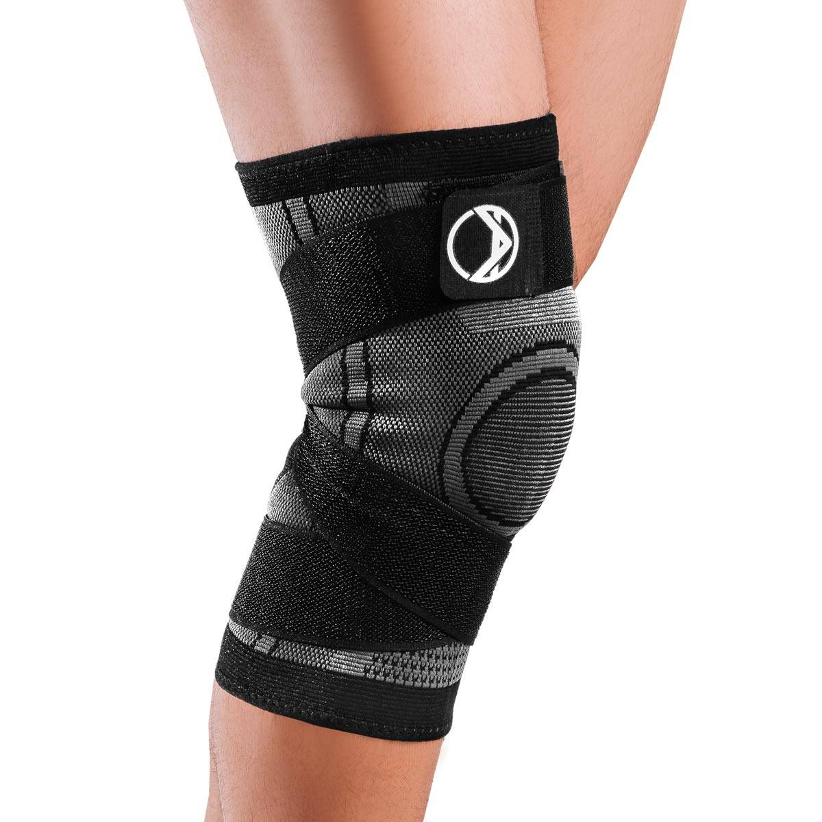 Black knee compression sleeve for men and women