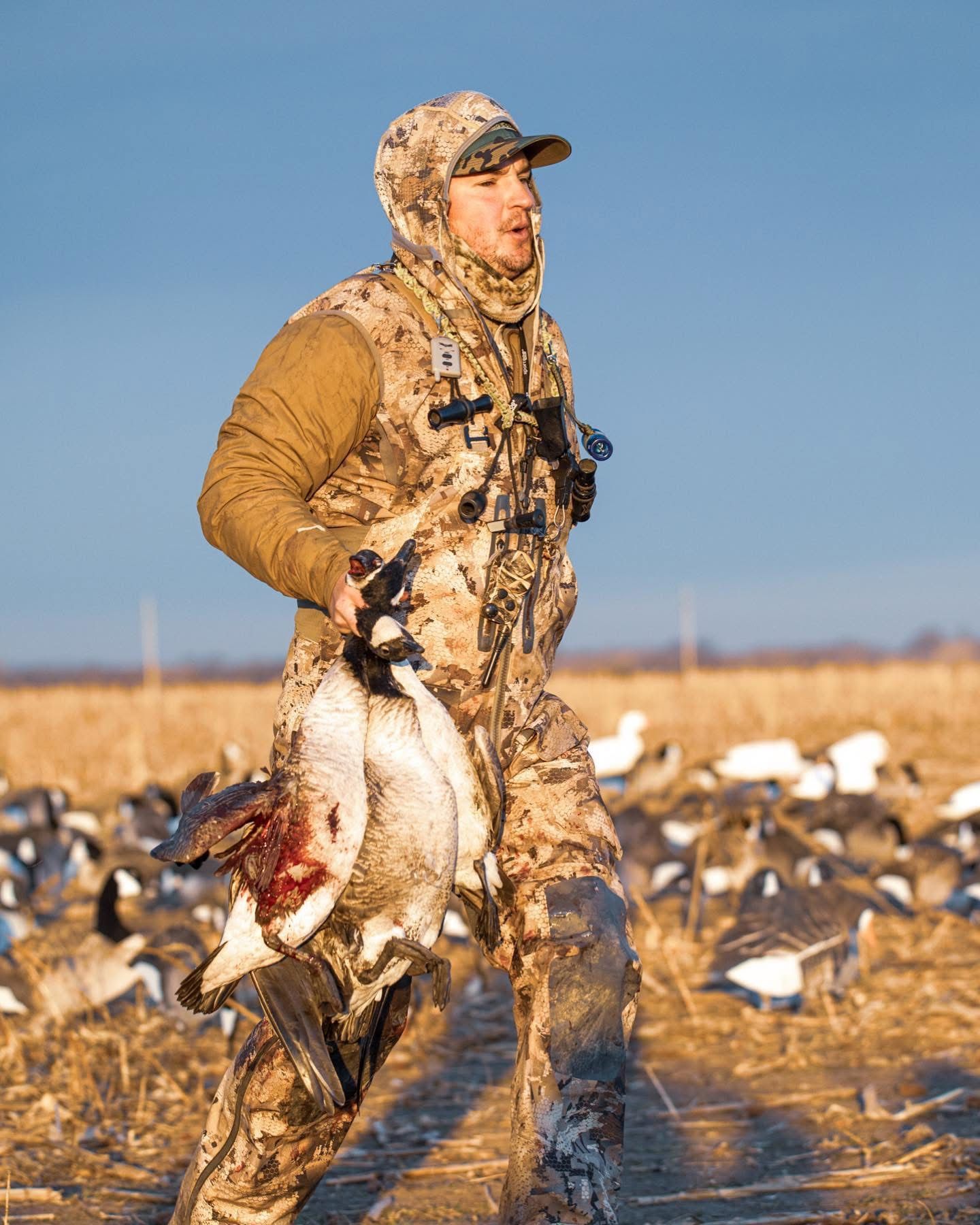 Central Kansas Late Goose Hunts with Big Kansas Outdoors in Kansas ...