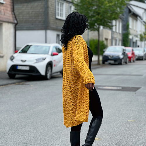 Gehäkelte leichte Strickjacke aus 2 Teilen (anfängerfreundlich)