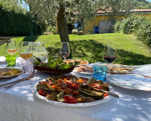 Cooking classes Pesaro: Cooking class on three recipes, bruschetta and appetizer