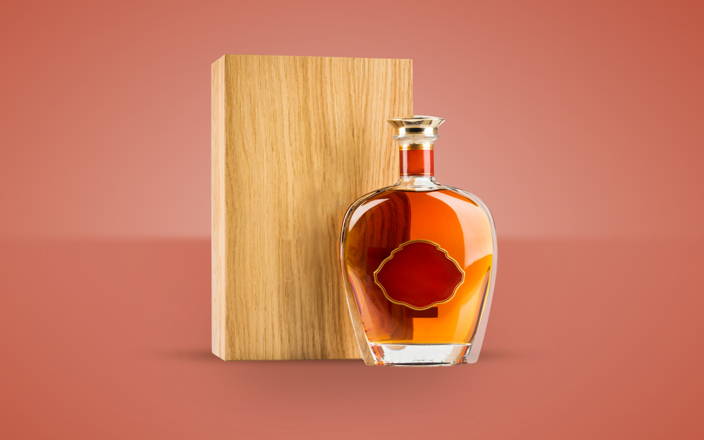 Bottle of whiskey and block of wood (preview)