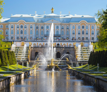 Праздничное открытие фонтанов с посещением Большого дворца