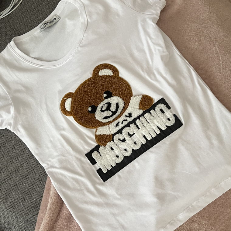 Moschino Tshirt mit 3D Bär