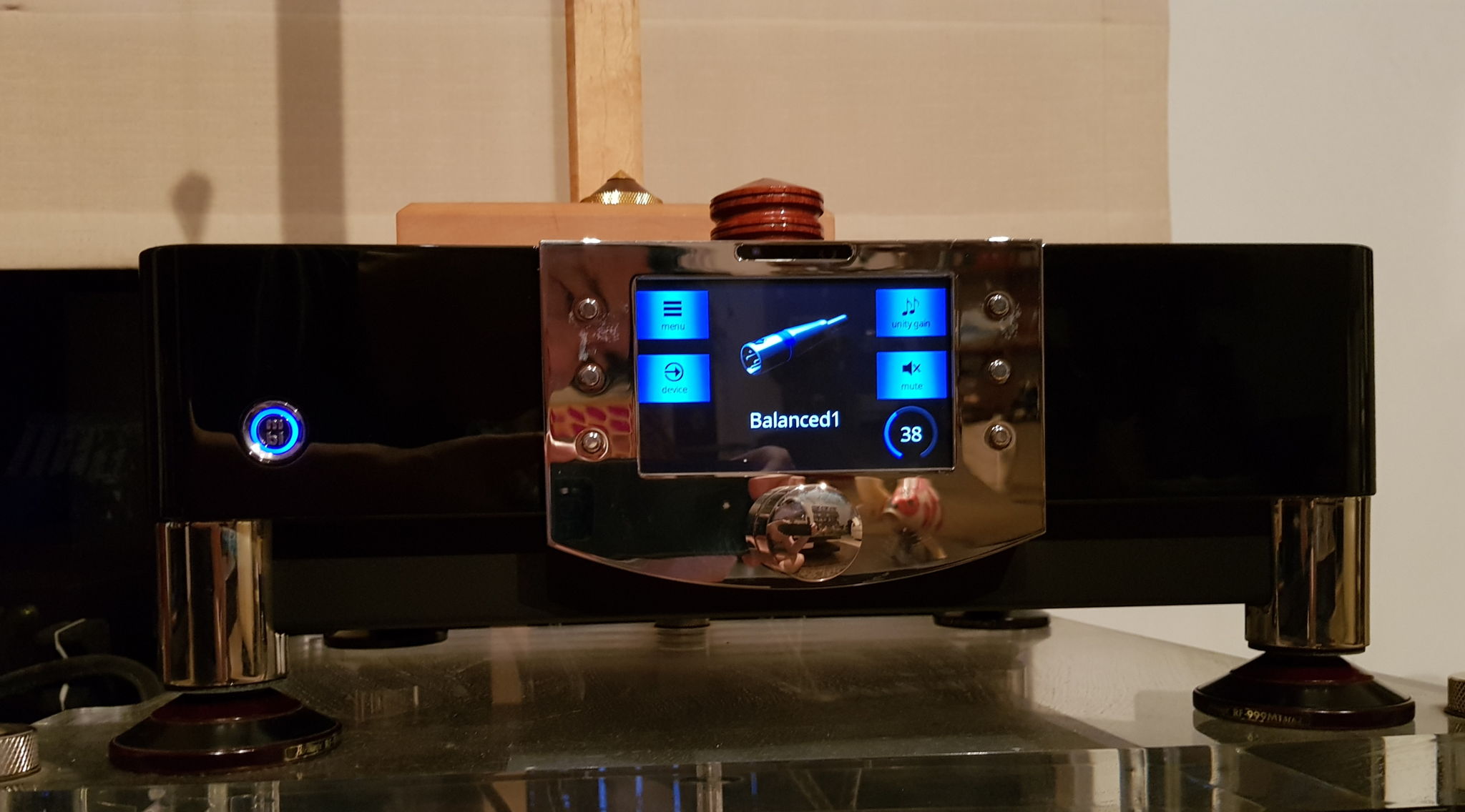 MBL N11 preamp