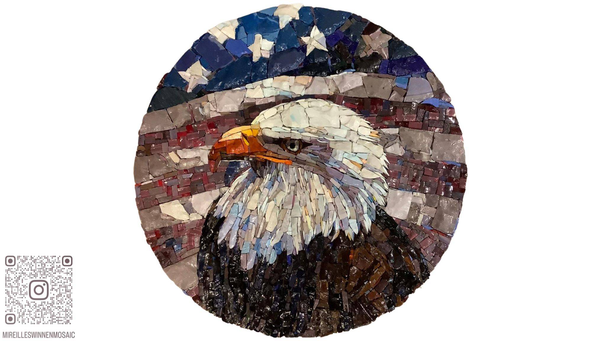 Mozaiek van een zeearend voor een Amerikaanse vlag gemaakt in smalti