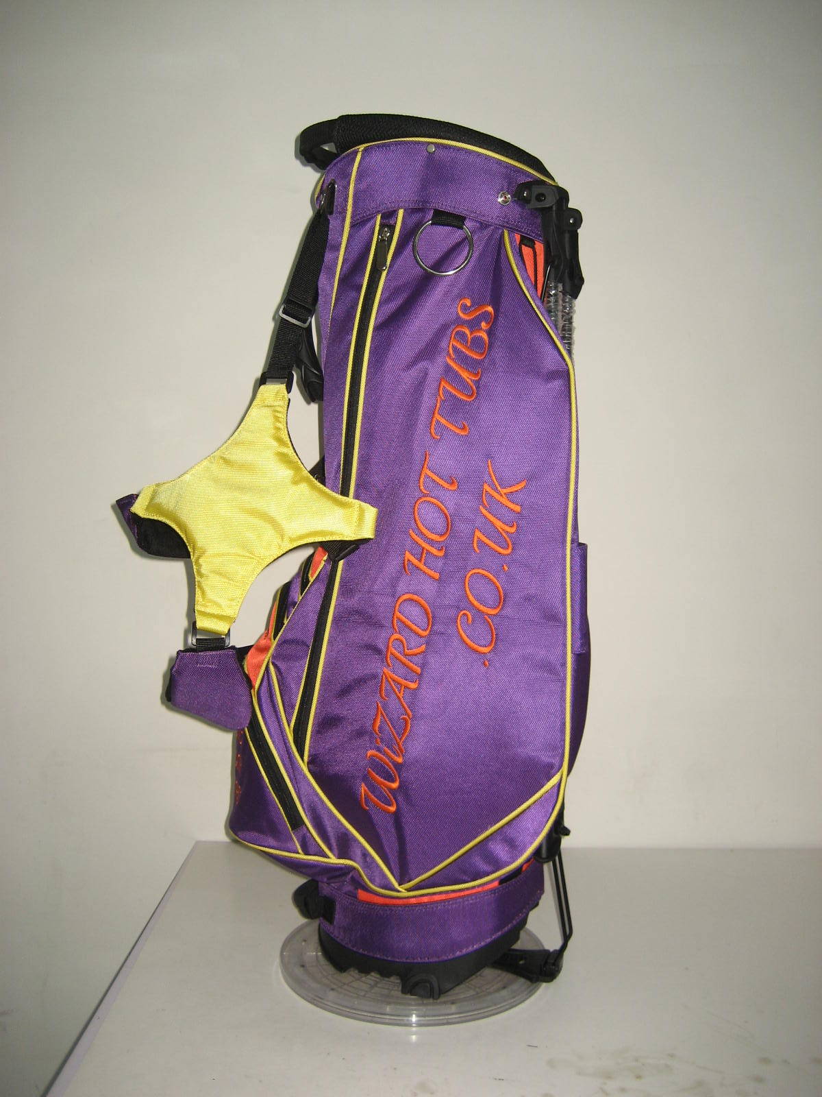 Customised football club golf bags by Golf Custom Bags 52