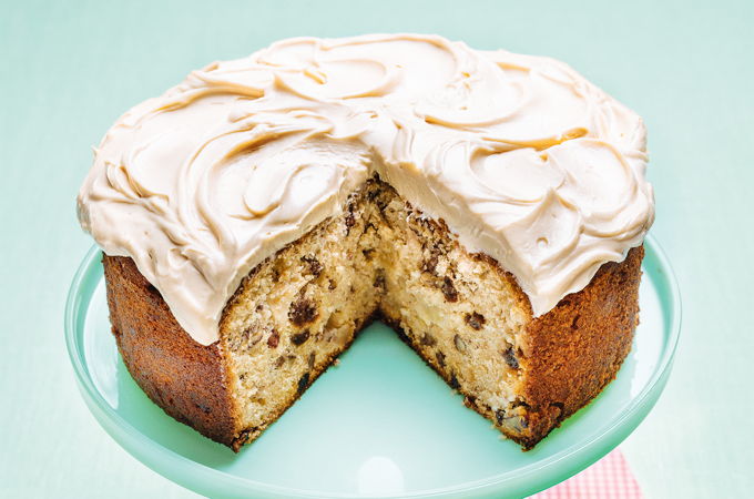 Gâteau aux pommes, pacanes et raisins