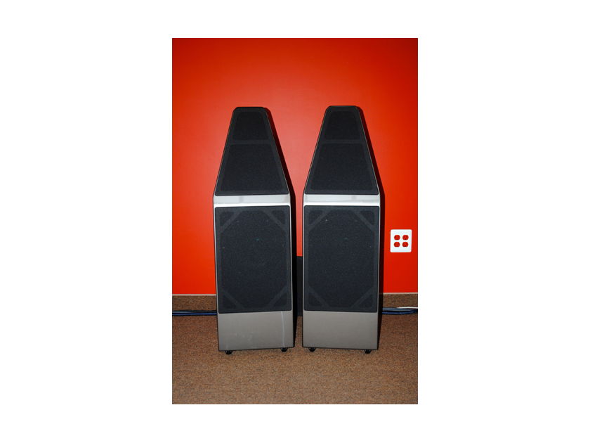 Wilson Audio Sophia 2 Dark Titanium Floorstanding Speakers