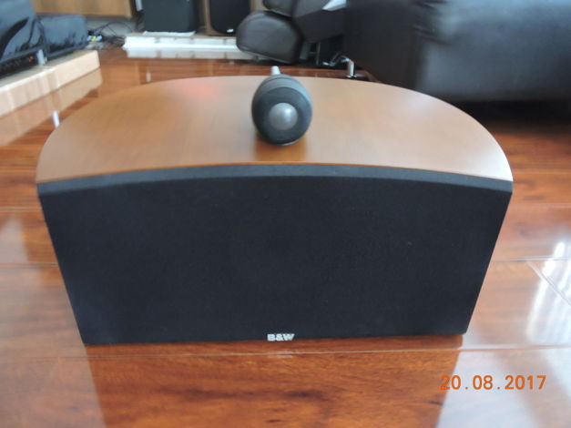 B&W (Bowers & Wilkins) HTM-2 center channel speaker $10...