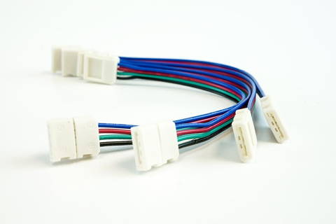 LED RGB connector and extension