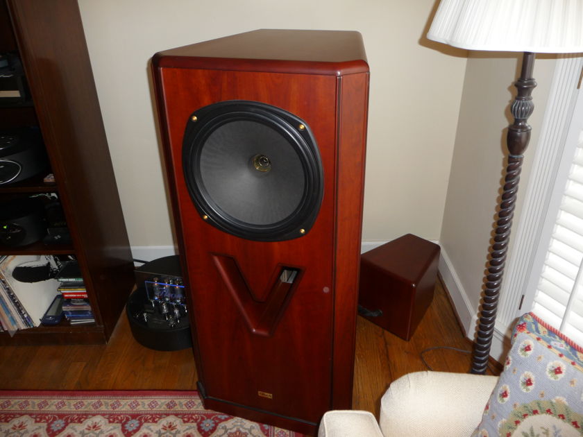 Tannoy Churchhill Rosewood/Atlanta. Classic, exquisite, 15" concentric drivers. Pics. Deal!