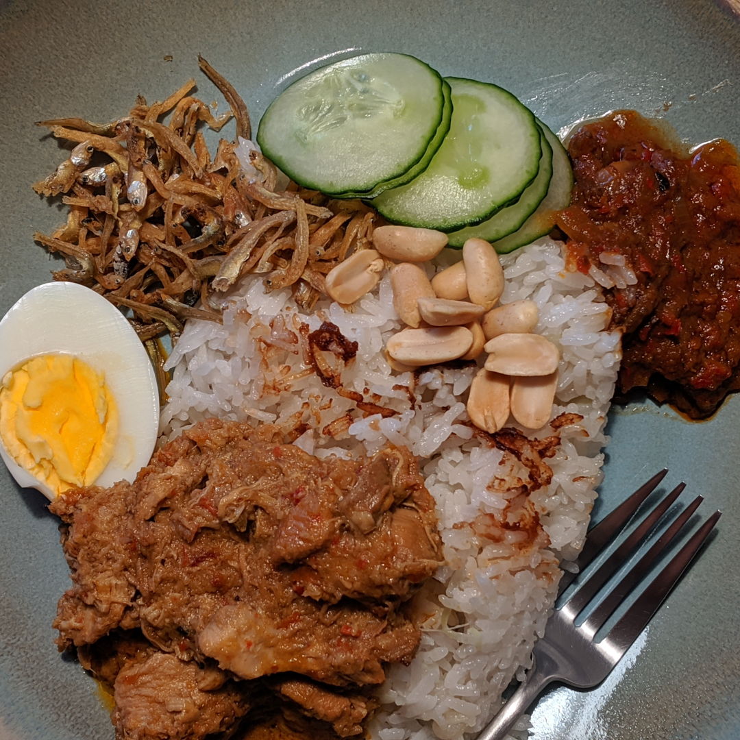 Made nasi lemak for a friend who visited 😎