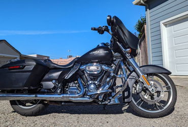 2017 HARLEY-DAVIDSON FLHXS STREET GLIDE SPECIAL "BLACK DENIM" motorcycle for rent near Millbrae, CA