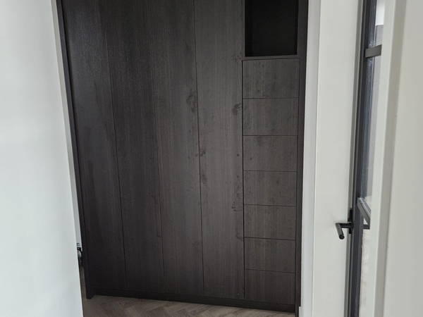 Inbouwkasten op maat, klantproject Houtenmeubelshop