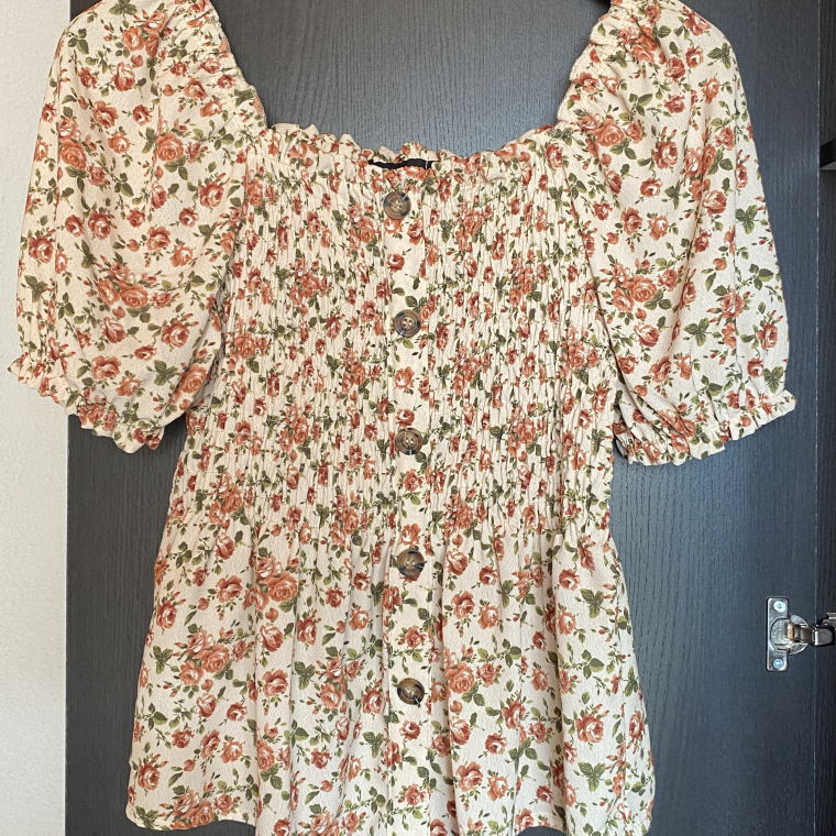 Vintage Bluse mit Puffelärmel geblumt