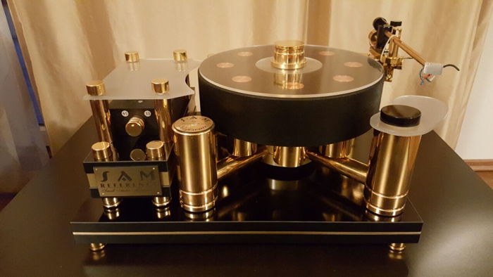Small Audio Manufacture Reference Gold Edition 24 carat...
