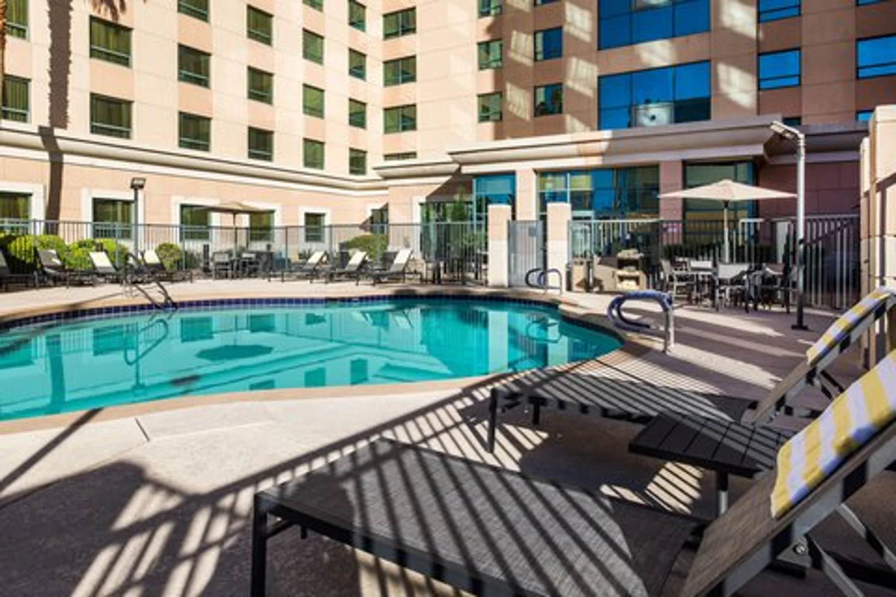 Residence Inn by Marriott Las Vegas Hughes Center in Las Vegas