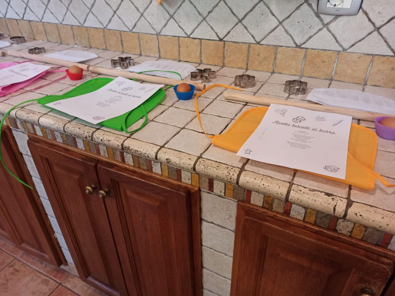 Cooking classes Ispica: Cooking class: little cook among the school desks