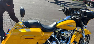 2013 HARLEY-DAVIDSON FLHX STREET GLIDE (DNM/PRL/SUNGLO) motorcycle for rent near Orlando, FL