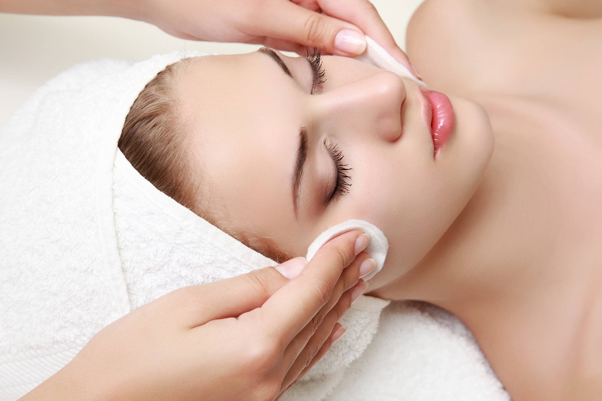 BESPOKE FACIALS | Skincraft