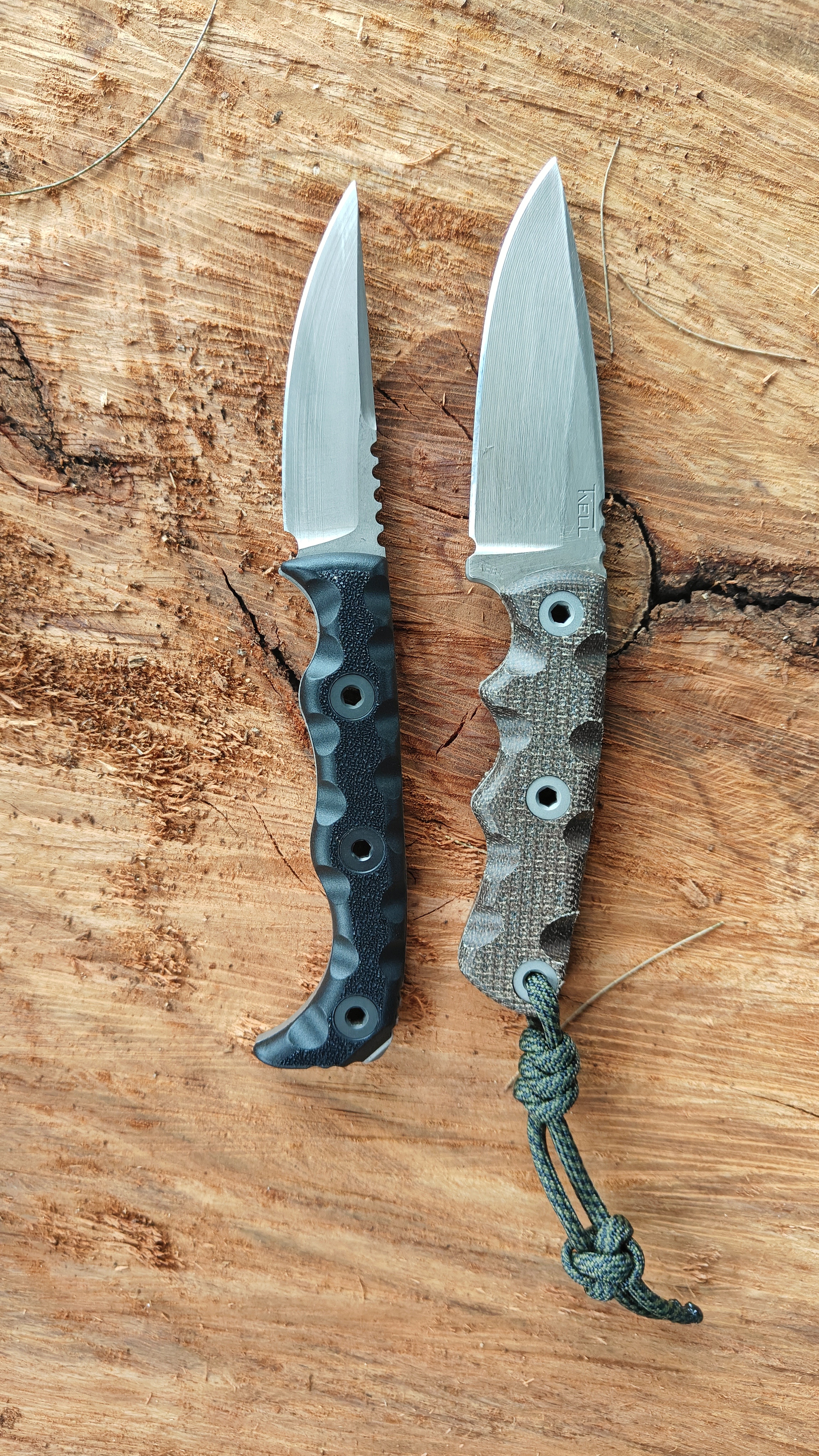 Just got my 004 Blem and put an edge easily with the worksharp precission adjuster, set to 21º each. In the picture side to my EDC Combatant.  – by Mountain Guy EDC