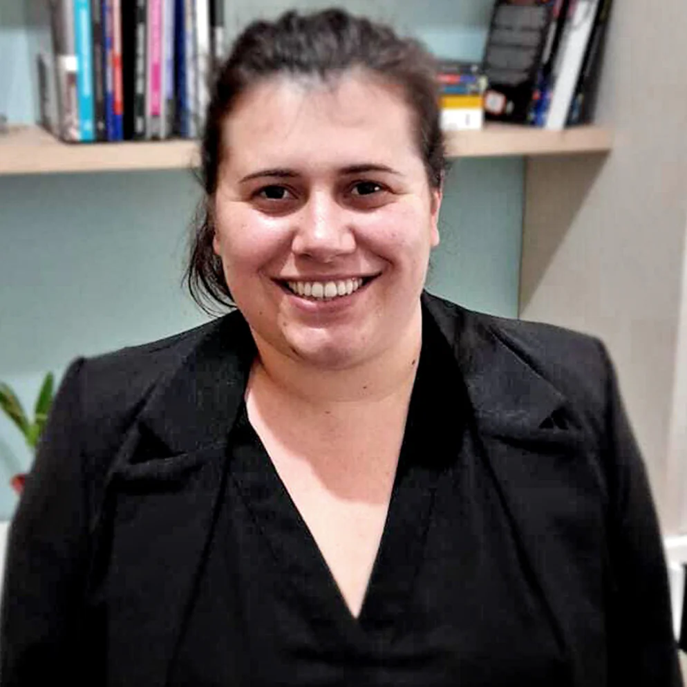 Elisangela Meneghini