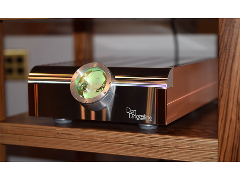 D'Agostino Momentum Stereo Amplifier S250