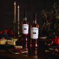 Bouteilles de Single Malt Scotch Whisky 15, et 12 ans de la distillerie Bowmore sur l'île d'Islay dans les Hébrides intérieures d'Ecosse