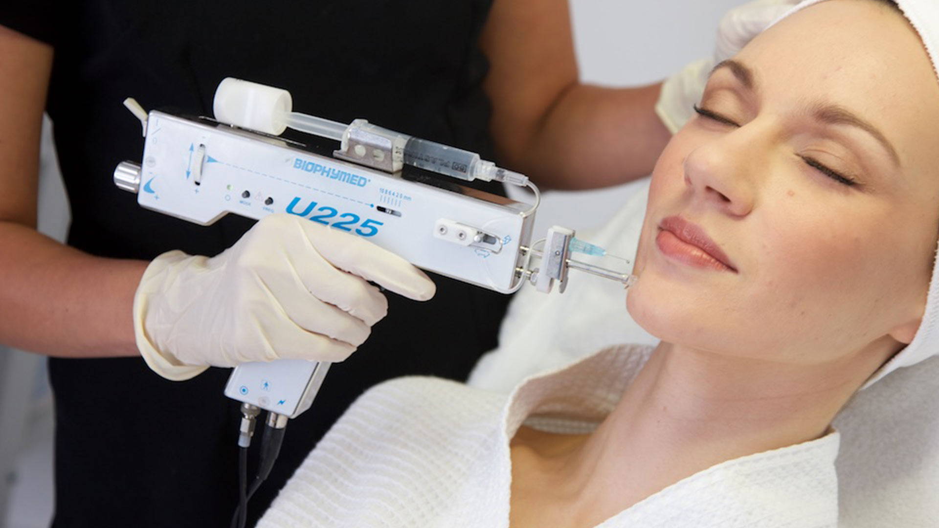 A woman receives Mesotherapy Treatment at Medicetics London