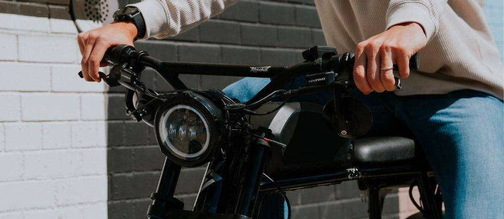 Super73 close up of handlebars on street