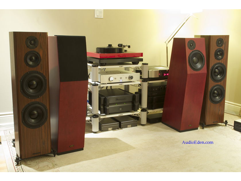 TETRA   505 Speakers  SEE PHOTO