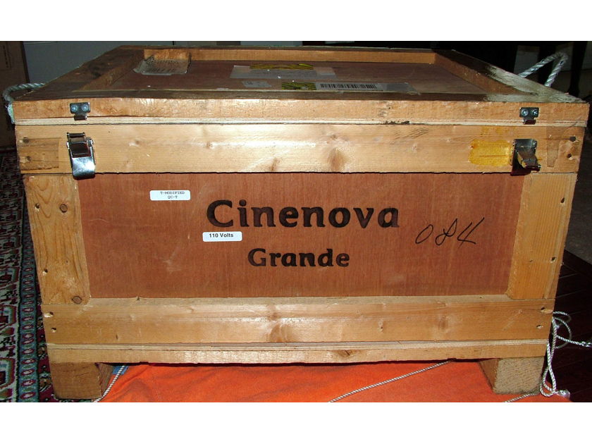 Earthquake Cinenova Grande 5 Home Theater Amplifier, LIKE NEW!