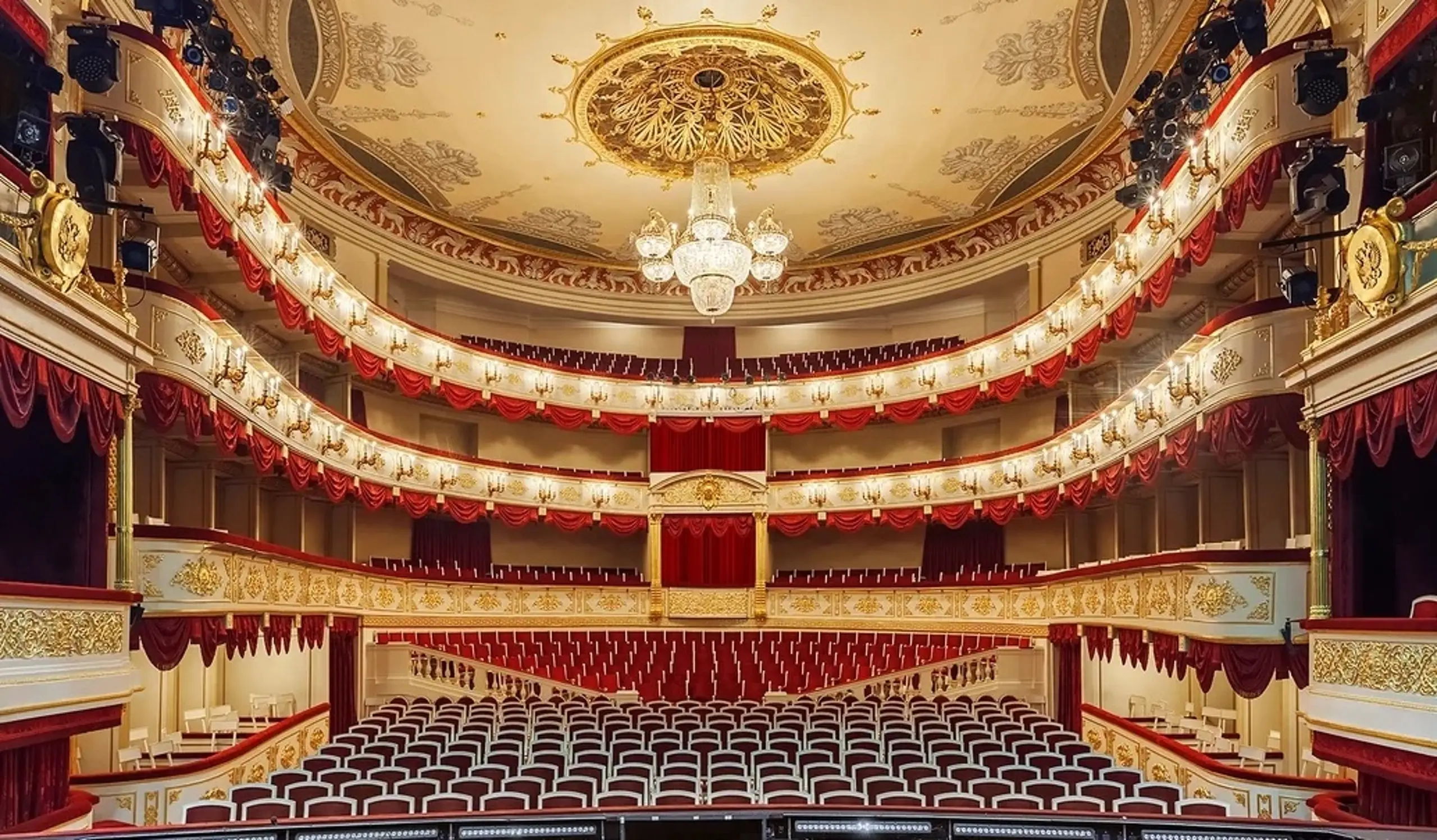большой театр зал