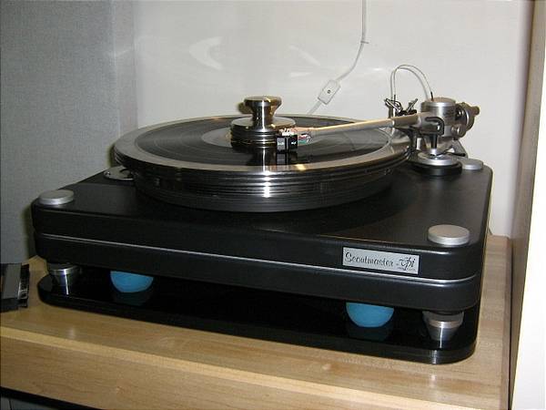 turntable (2)