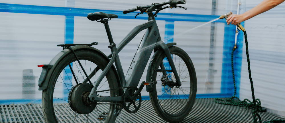 Washing Stromer ST2 electric bike in Upway washing station