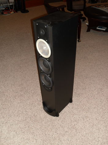 Paradigm Monitor 9 v6 Reference Tower Speakers