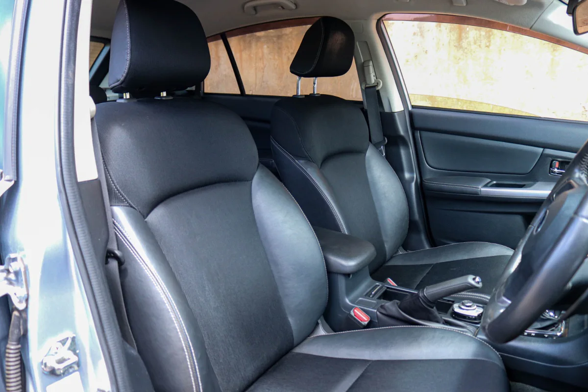 2016 Subaru Impreza — Royal Max Motors — photo 13 of 19