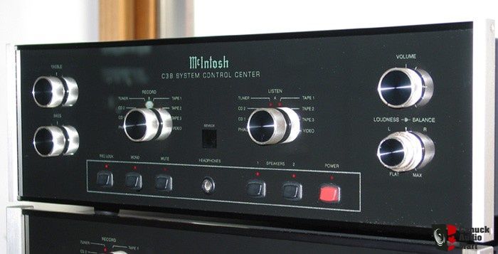 McIntosh C38 PREAMP MADE IN THE USA