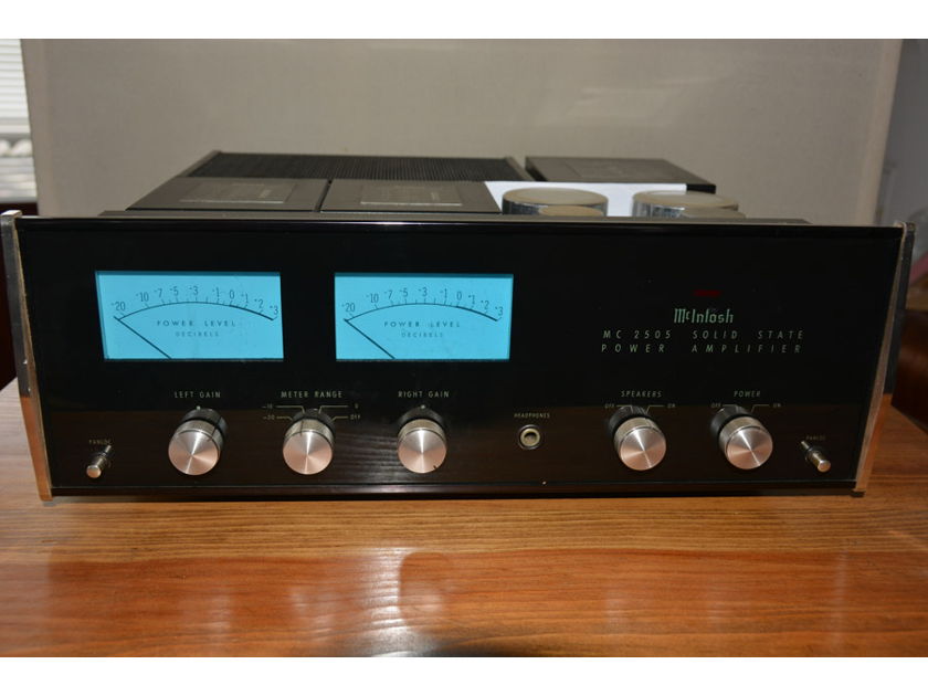 McIntosh MC 2505 Amplifier