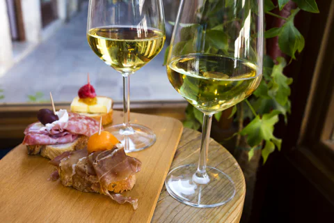 Venetian Ghetto Guided Street Food Tour and Tastings