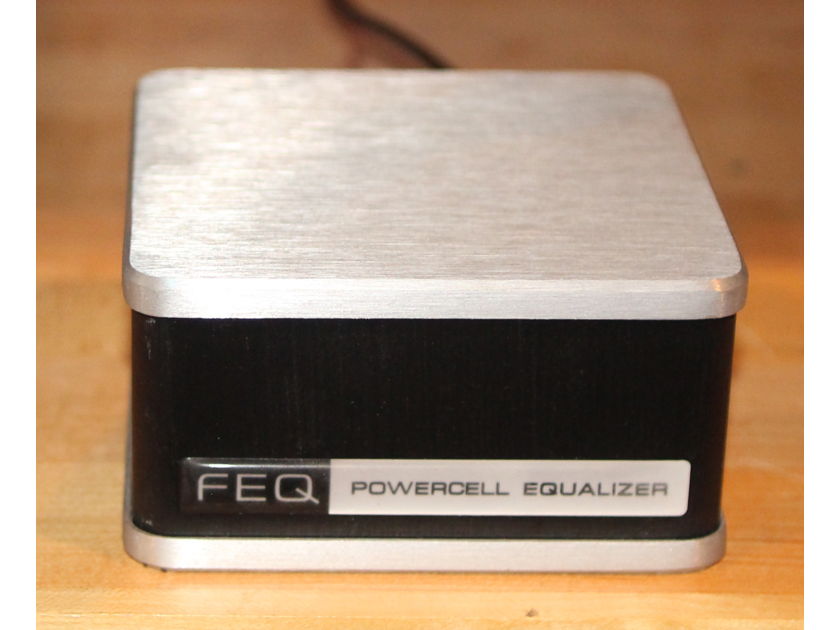 Synergistic Research PowerCell 10 UEF & FEQ-PowerEq Ref Power Cond & EQ. !!