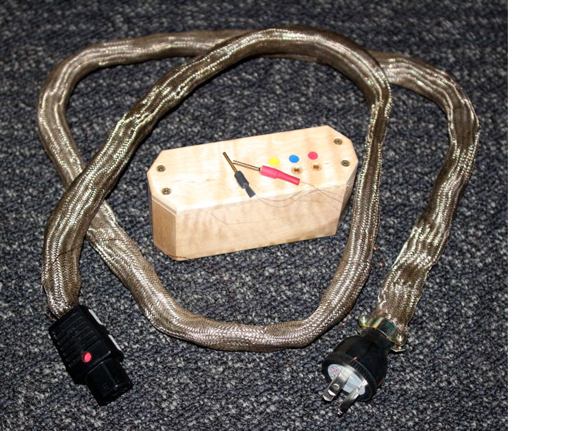 OMEGA MIKRO LCX ACTIVE POWER CORD (Mapleshade) AC Cables Audiogon