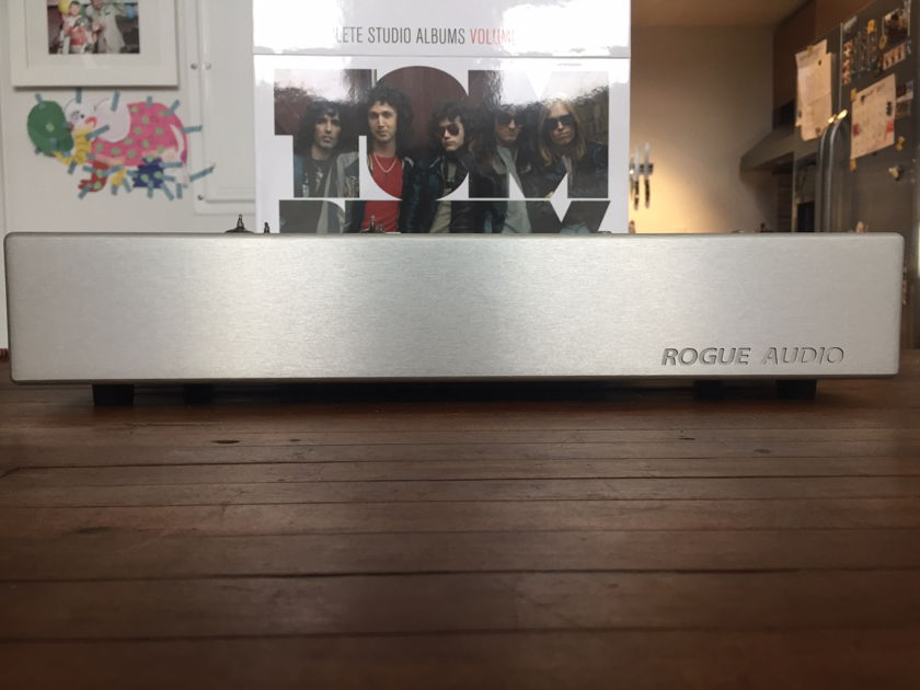 Rogue Audio Ares  Phono Preamp