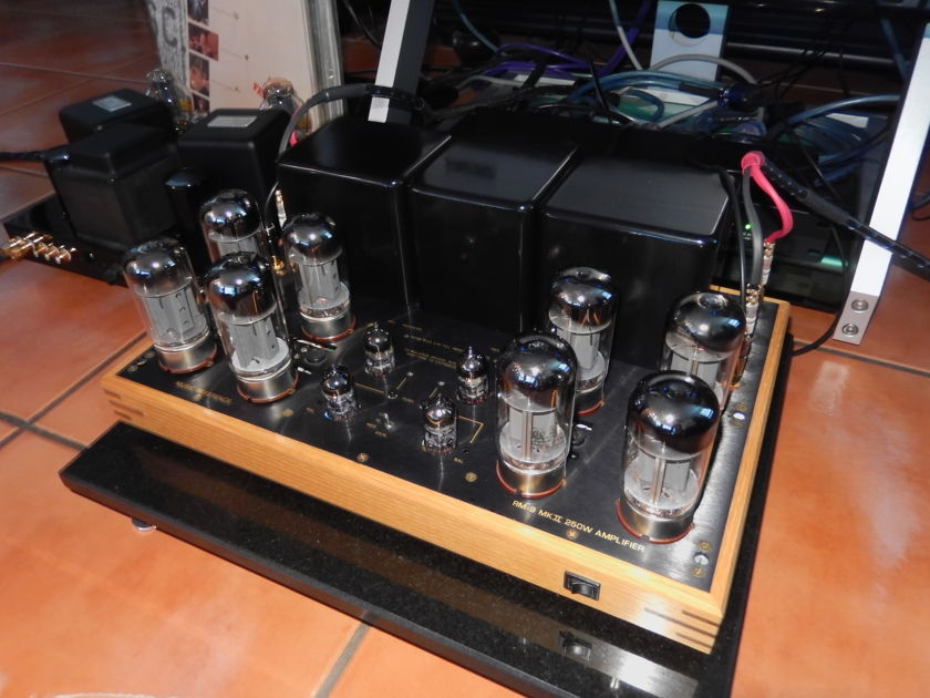 Music Reference RM-9 Mk.2 (250wpc!) Tube Amplifier
