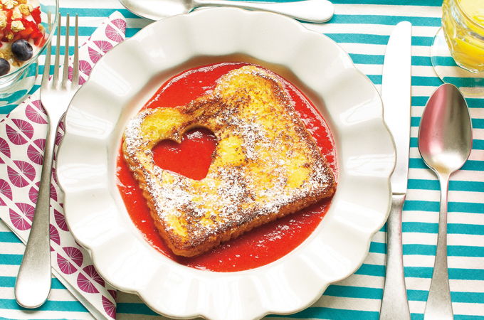 French Toast with Strawberry Sauce