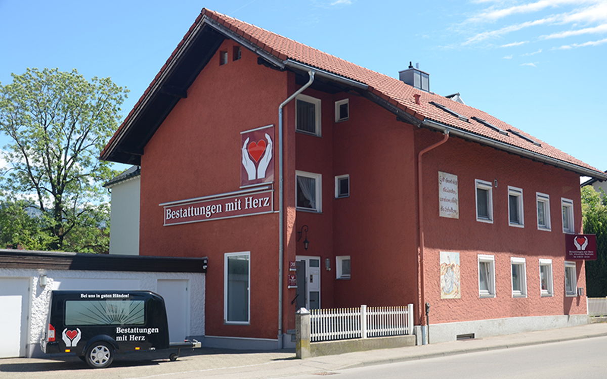 Bestattungen mit Herz in Sonthofen – Bestattungsinstitut im Allgäu