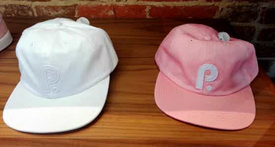 Caps