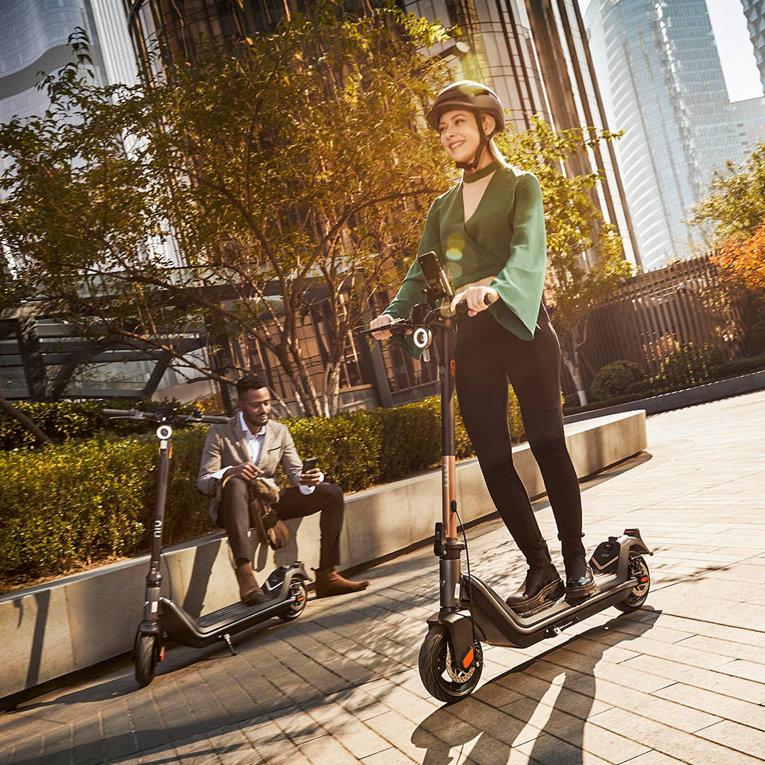 NIU KQi3 Pro Electric Kick Scooter for Early Eagle NIU® Official