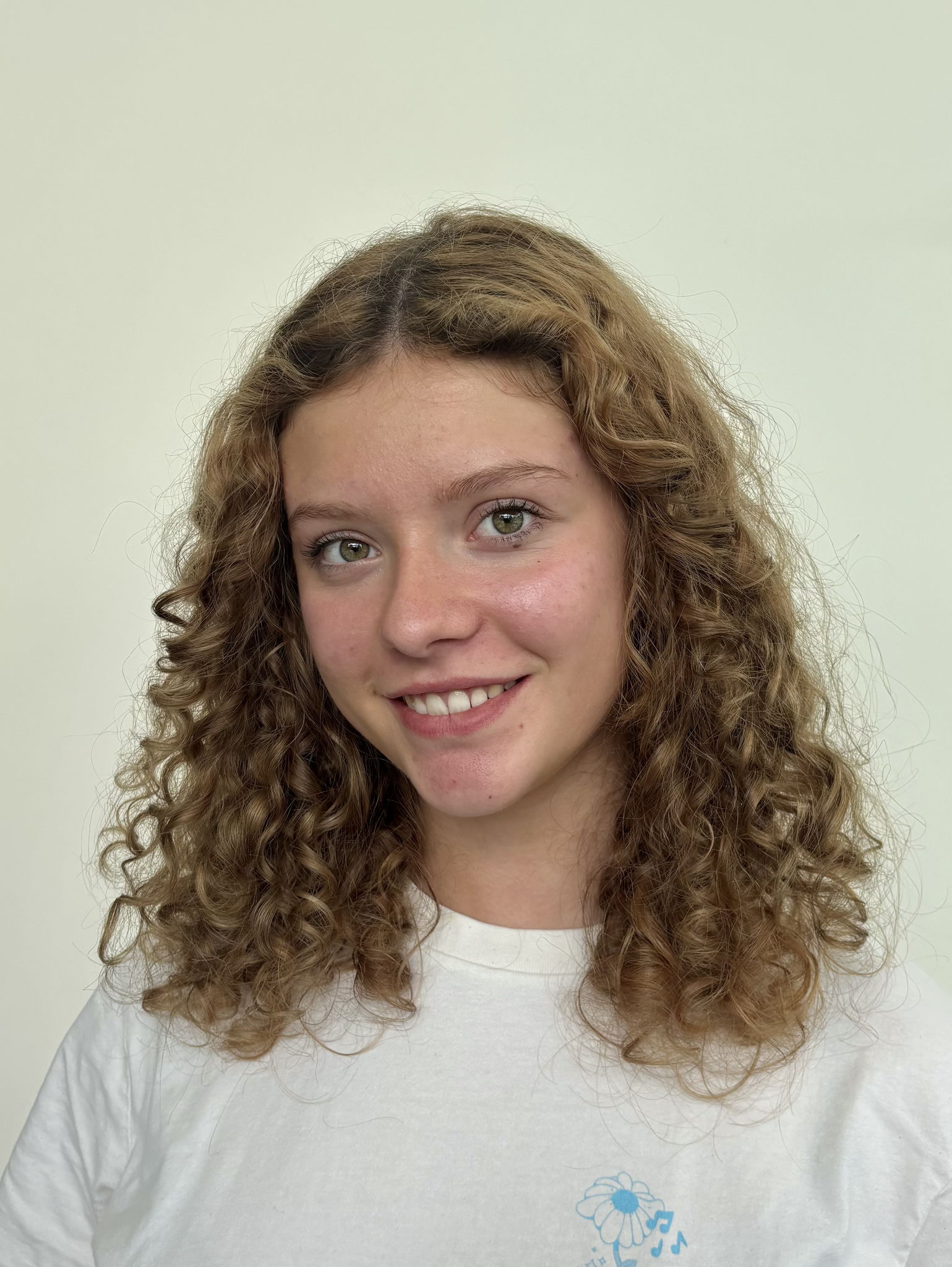 Nini Dezuttere