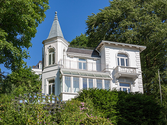 Hamburg - Las casas antiguas ofrecen beneficios para los inversores. Lea nuestros consejos para encontrar las mejores propiedades inmobiliarias.